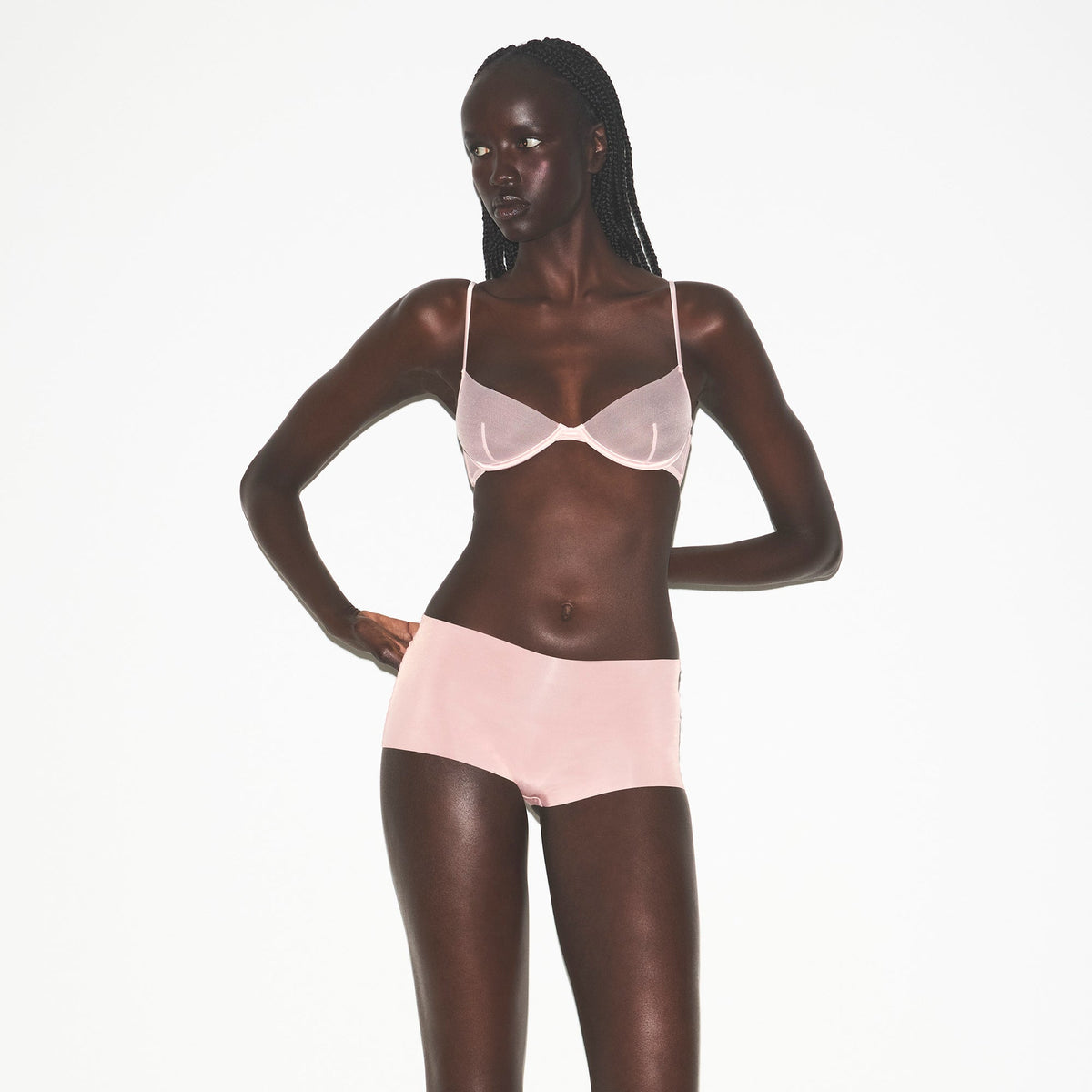 INVISIBLE BOY SHORT | MORGANITE