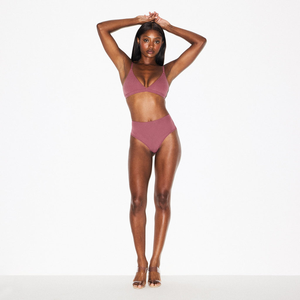 FITS EVERYBODY FULL BRIEF | BEET